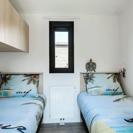 בית נופש 6 Pers, Geen Tv, 3 Slaapkamers *